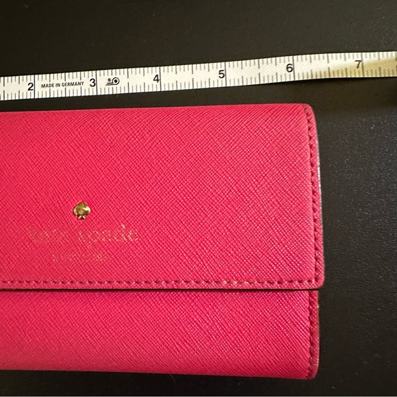 Kate Spade Vibrant Pink Wallet - Picture 5 of 15